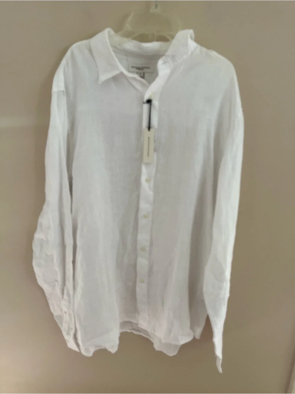 NWT-Men’s Banana Republic White Linen Shirt, Large